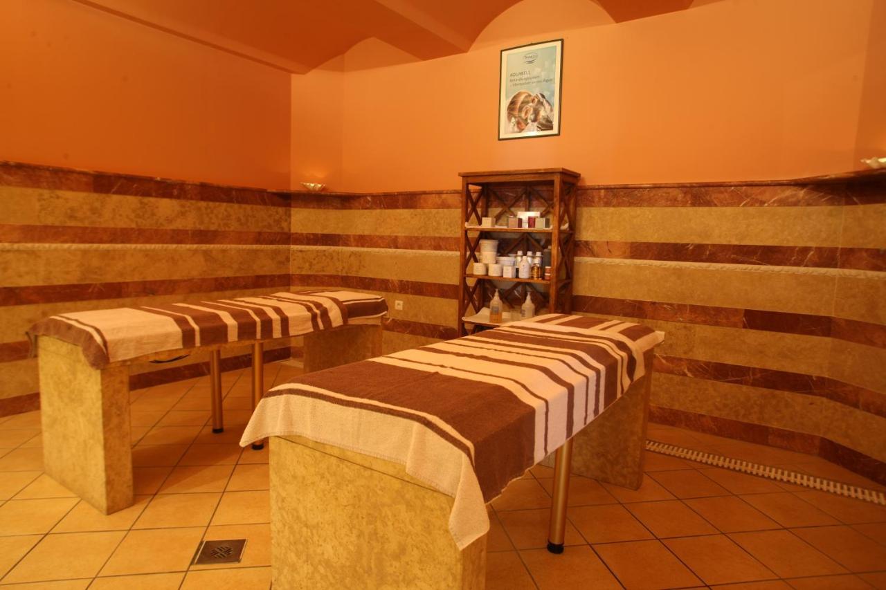 Hotel Spa Montana Karpenísion Esterno foto