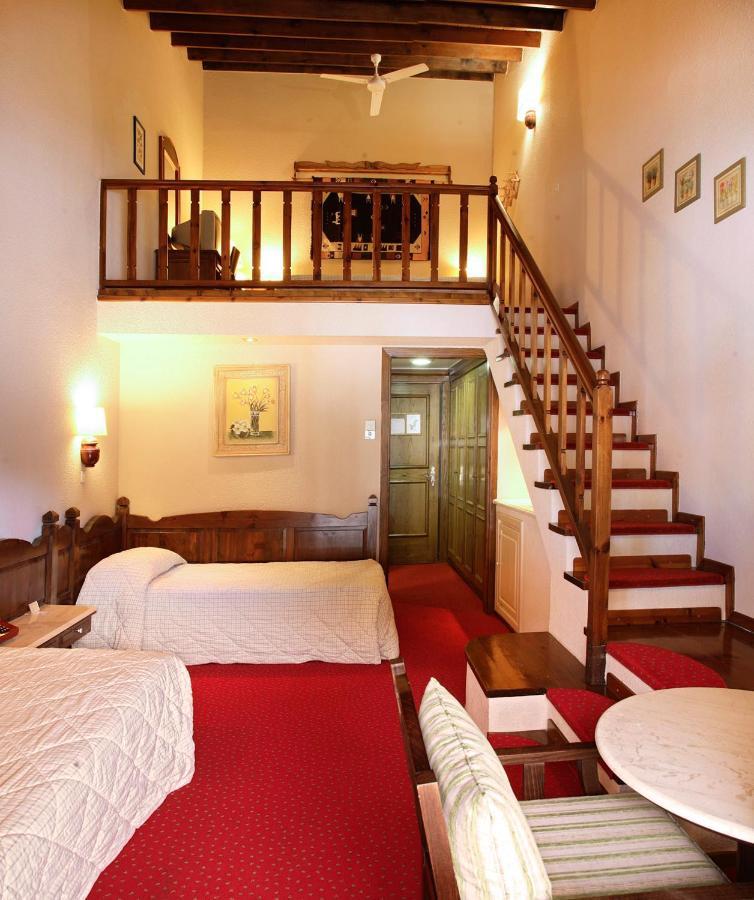 Hotel Spa Montana Karpenísion Esterno foto