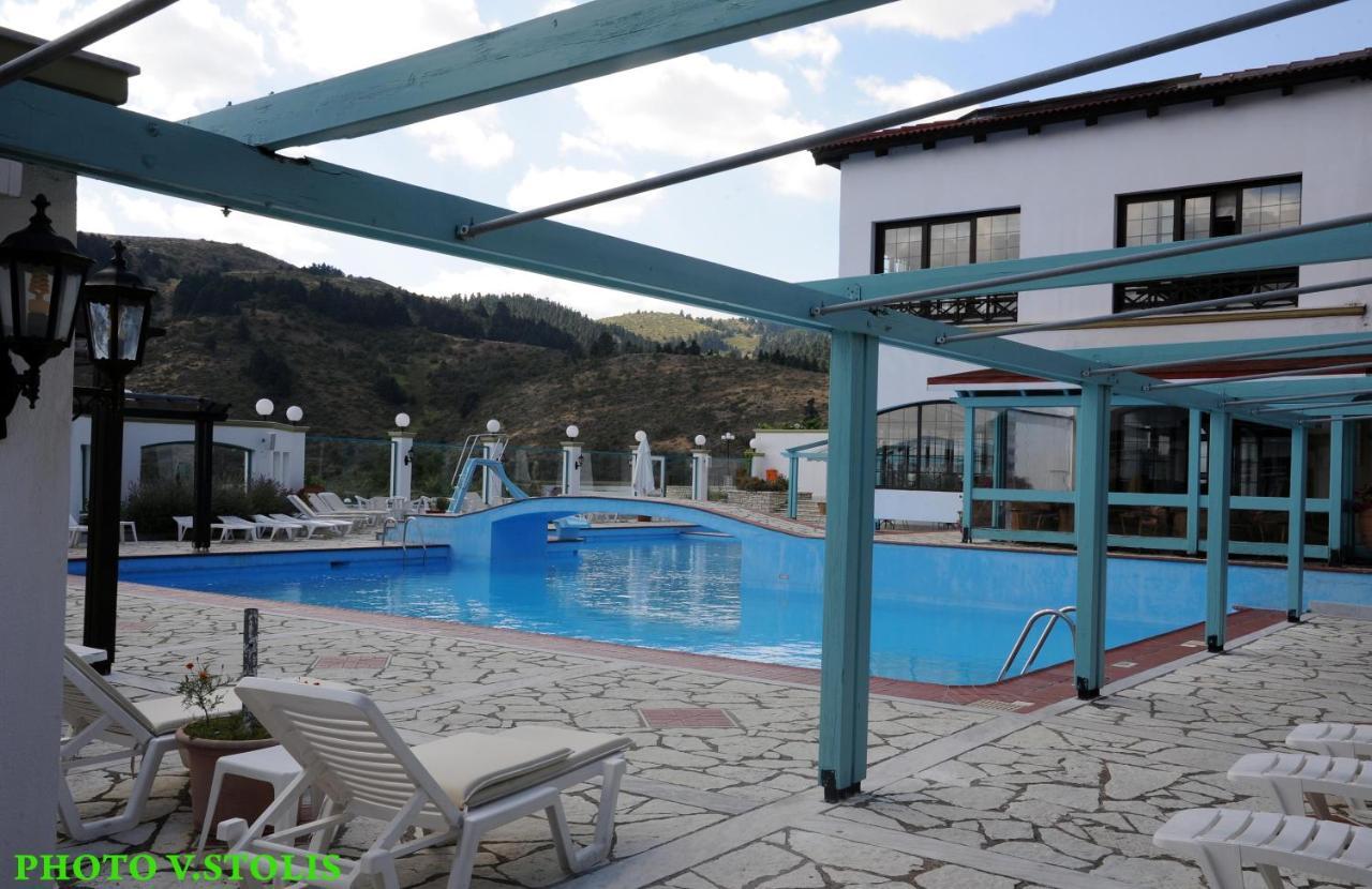 Hotel Spa Montana Karpenísion Esterno foto