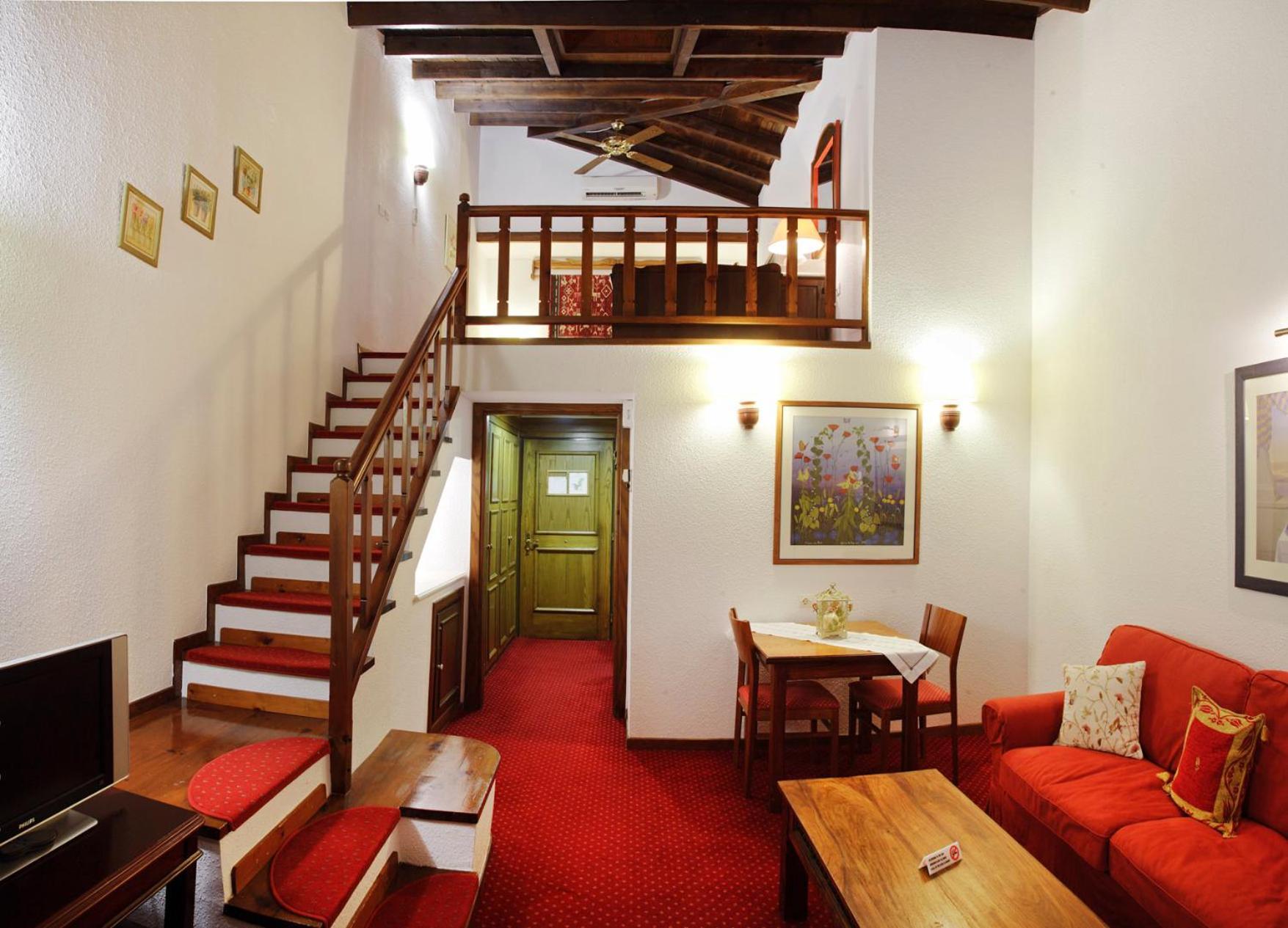 Hotel Spa Montana Karpenísion Esterno foto